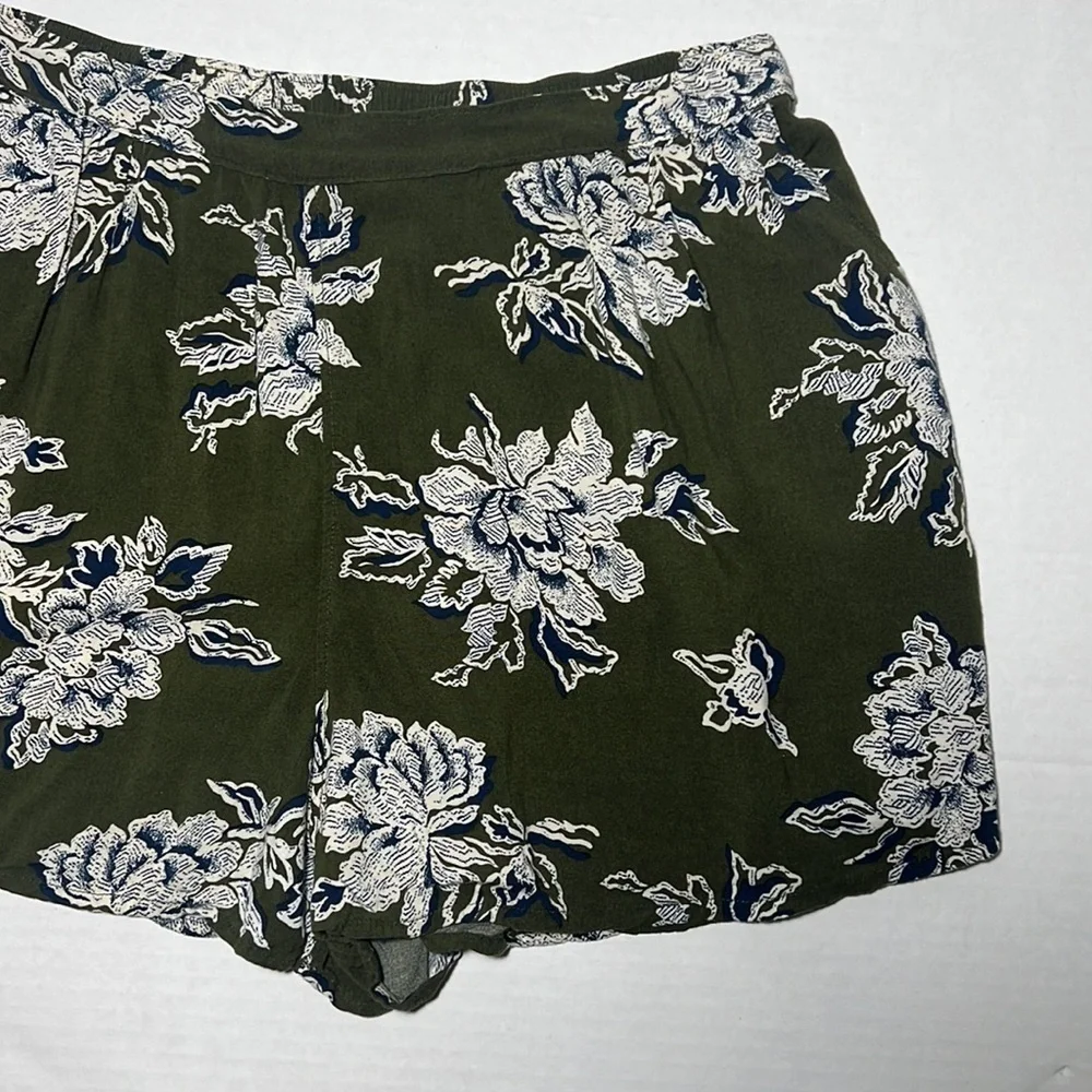 Abercrombie & Fitch Women's Shorts Lot Of 2 Drawstring Pull On Sz M Blue/Green - Picture 11 of 17